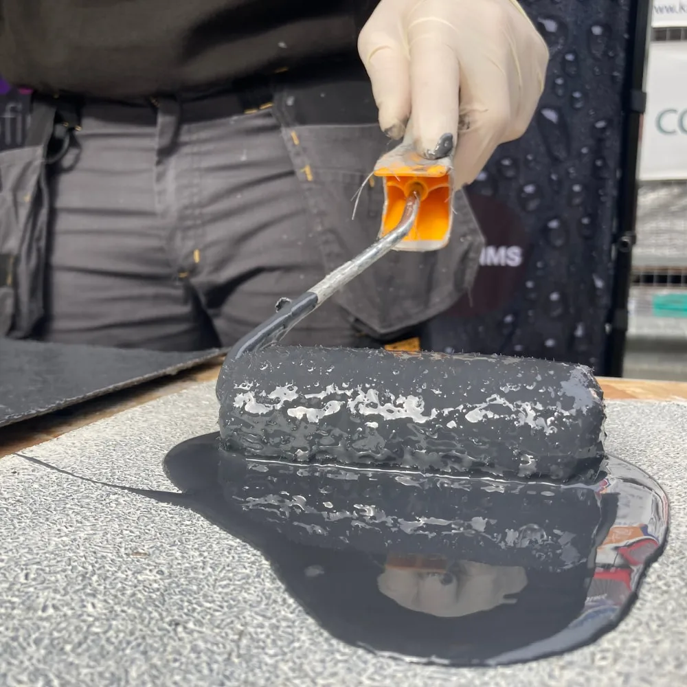 RESTEC FLEXITEC liquid roofing, action shots